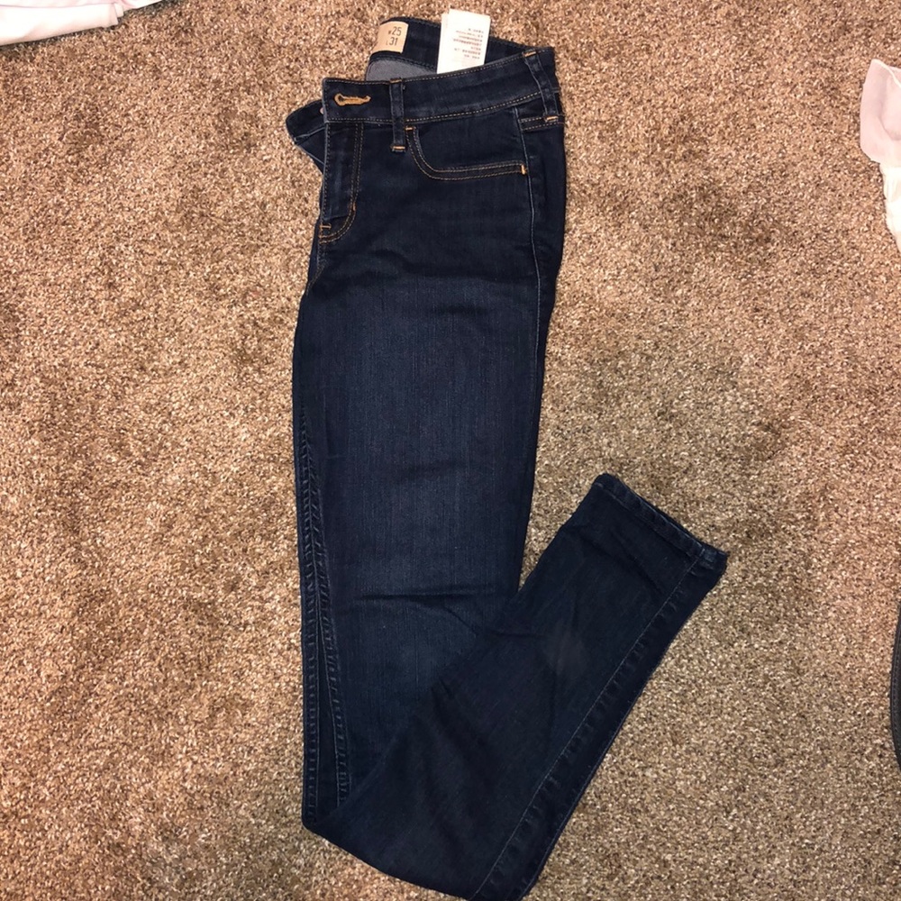Hollister jeans